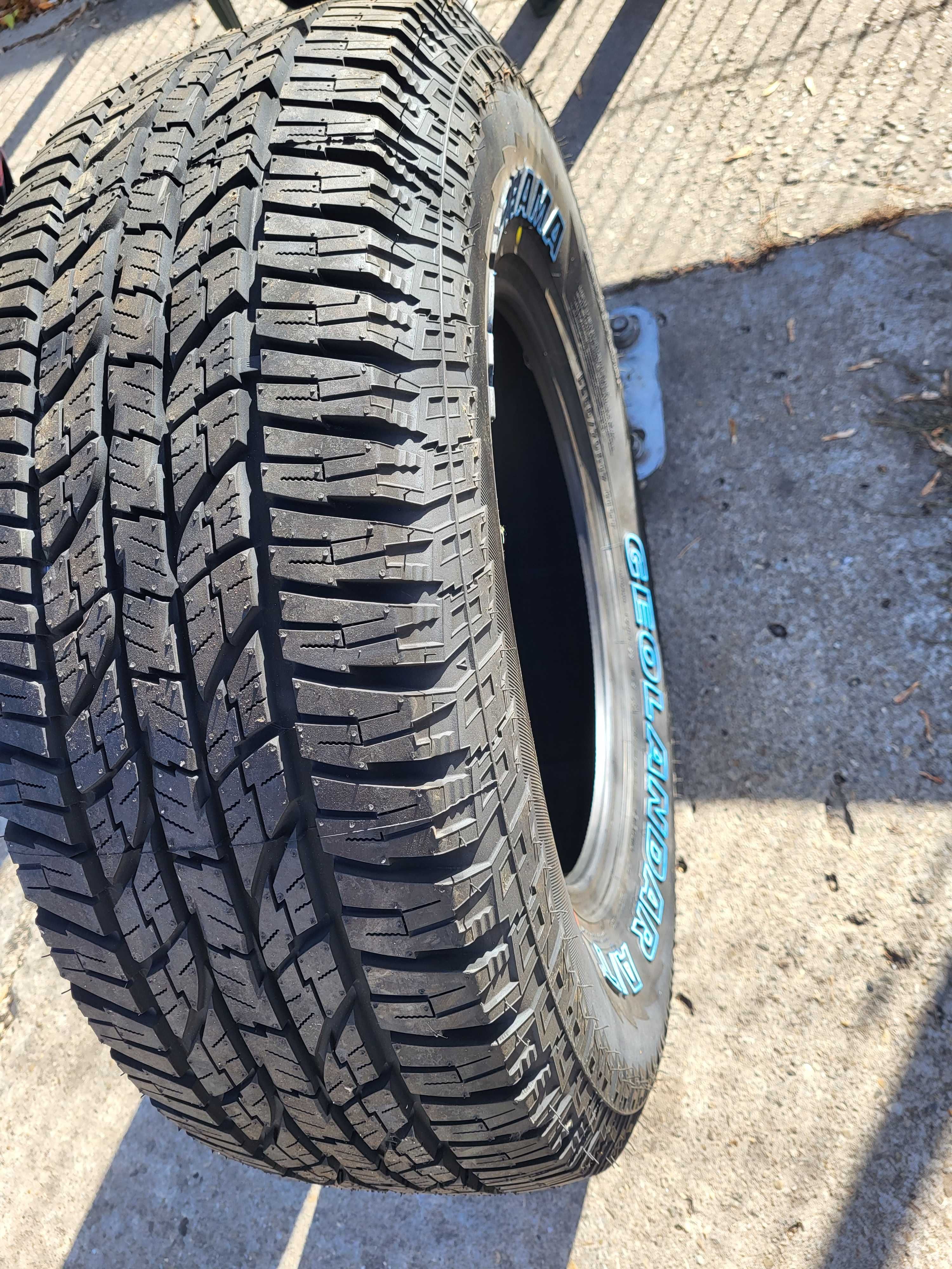 Vand anvelope noi all season,all terrain 235/75 R15 Yokohama AT M+S