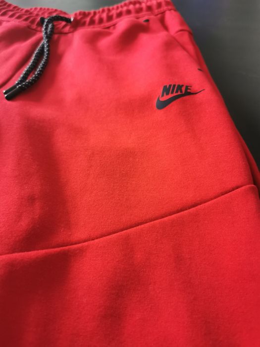 КАТО НОВ! Nike tech fleece