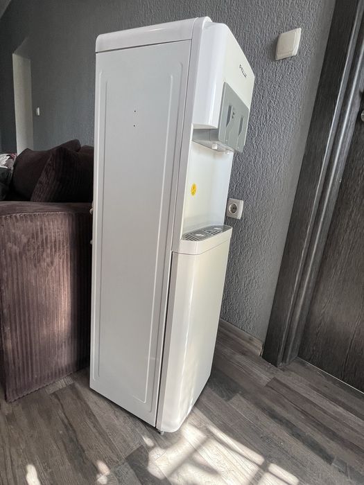 Диспенсър за вода Finlux