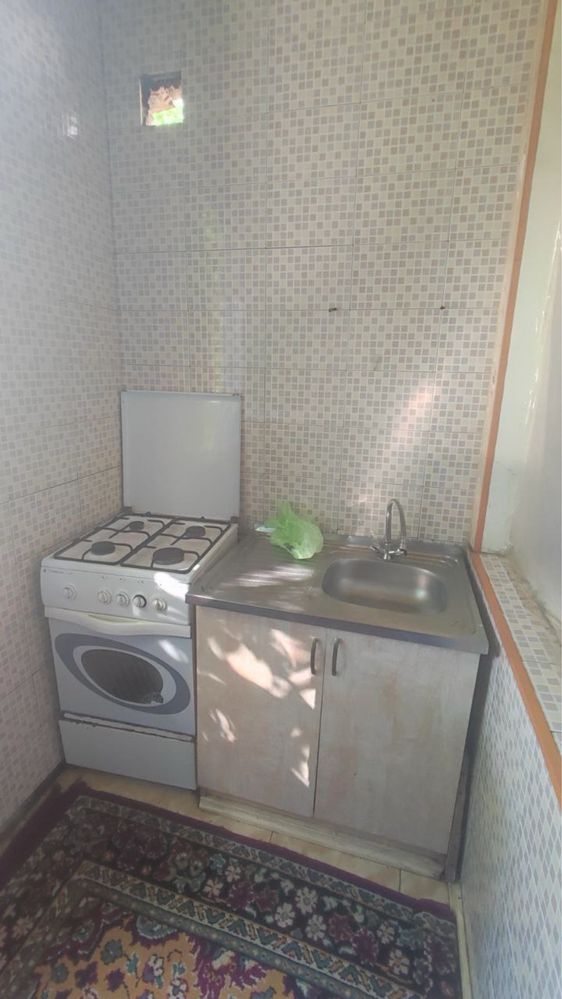 х Чиланзар 8 квартал 1в2/2/4 ор.АГР Хотел продается Квартира,Средний