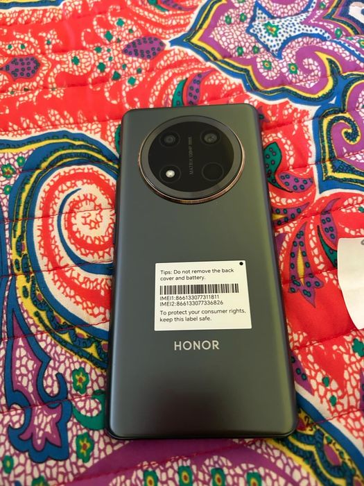 Vînd telefoane honor magic 7lite 256Gb,8Gb RAM dual SIM