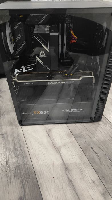 Unitate Pc Gaming intel i5 12600k, RX 6750XT 12GB, 32Gb Ram DDR5, Wifi