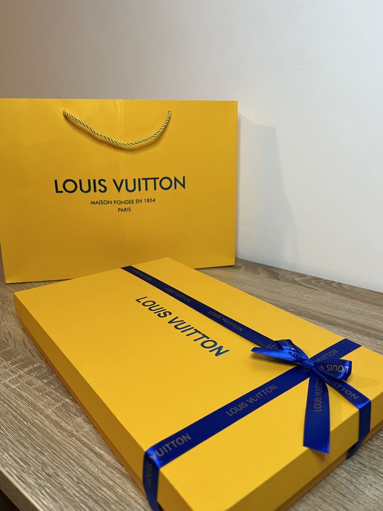 Esarfa Louis Vuitton full box