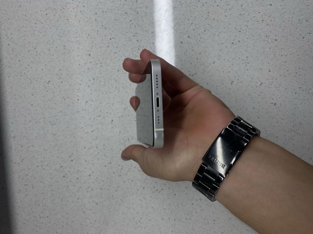 Iphone 13 128 gb 71 yomkst