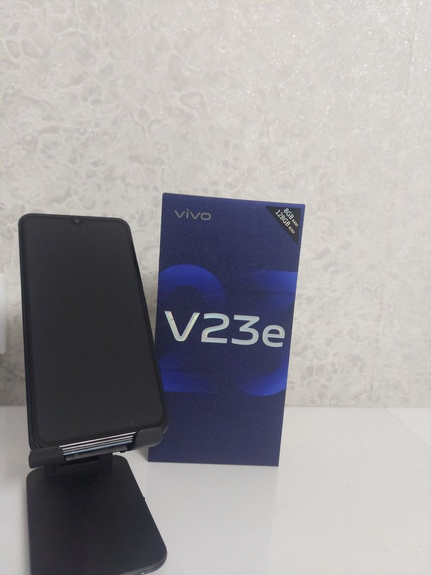 Продам Vivo V23e