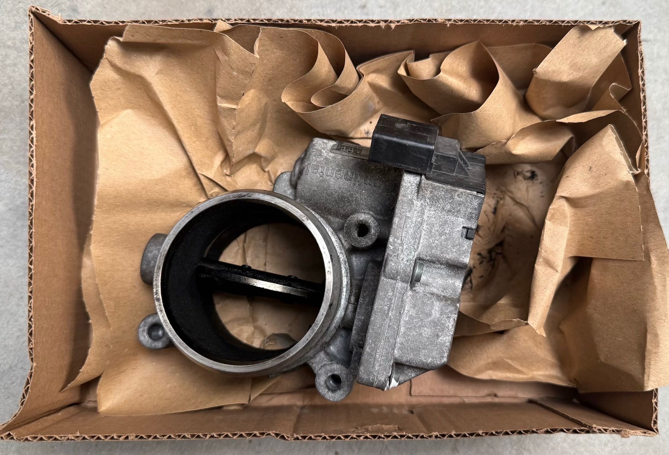Дроселова клапа 4E0145950J Audi, VW, Porsche
