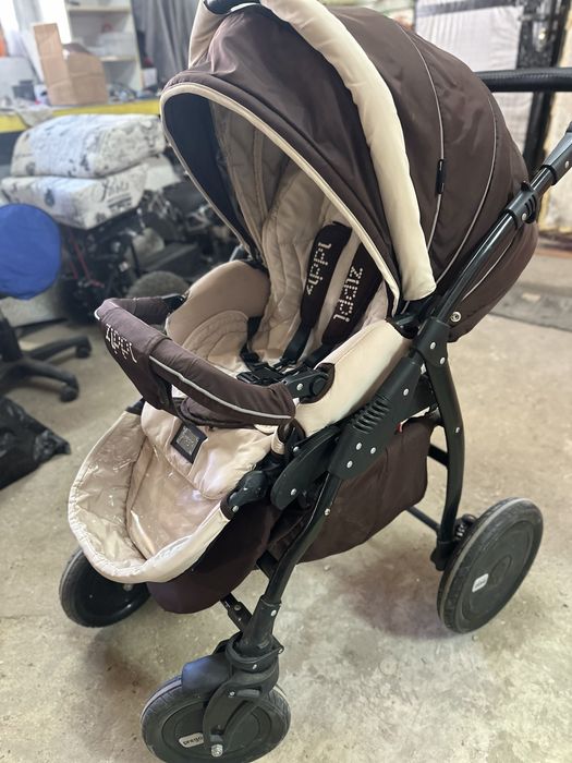 Продам коляску б/у в хорошем состояним