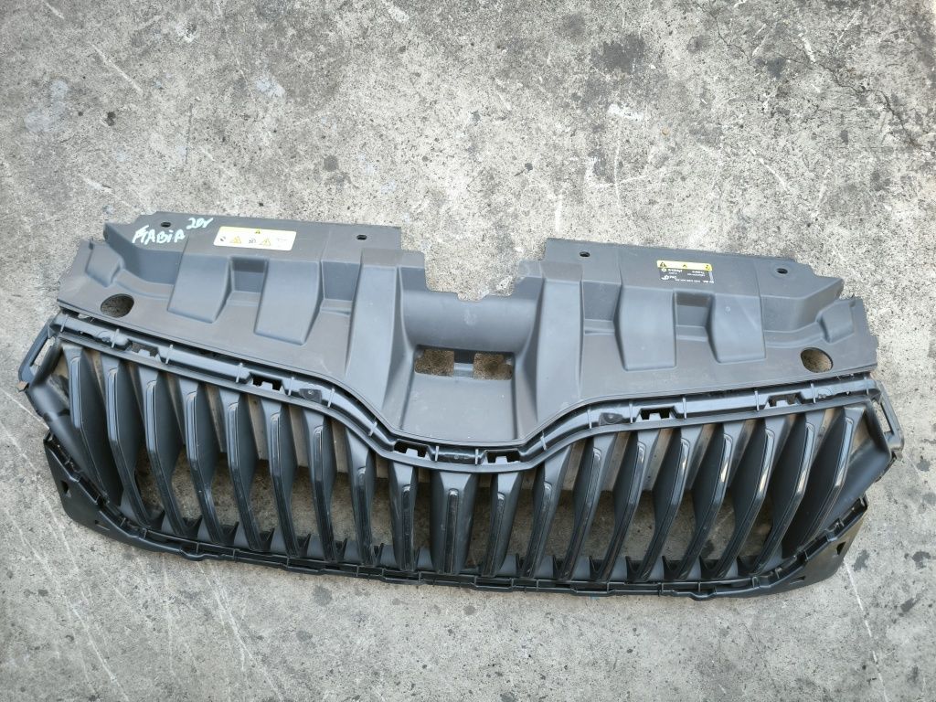 Решeтка за Skoda Fabia III