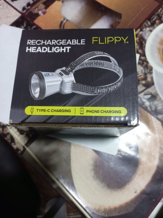 Lanterna de cap  disponibile