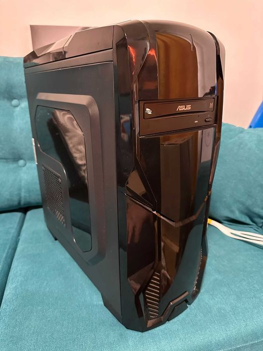 Sistem desktop – ideal birou / gaming ușor