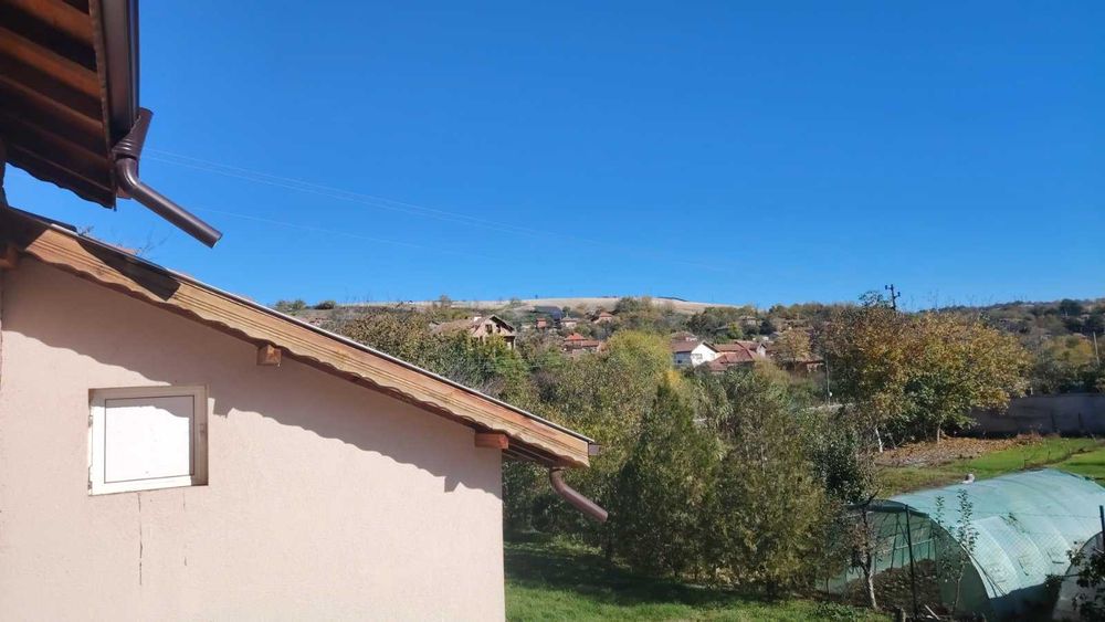 Нова къща в гр. Искър, обл. Плевен .