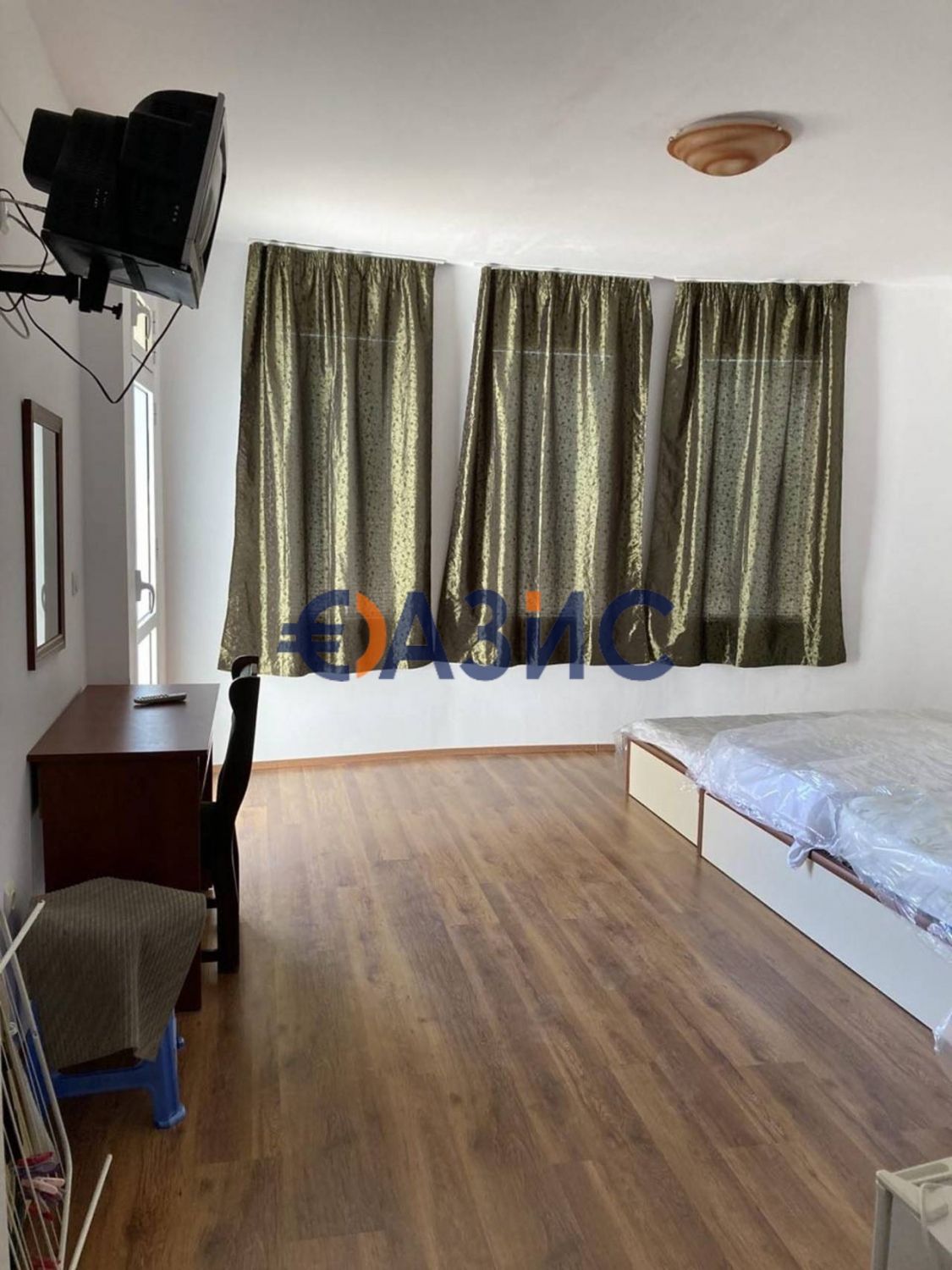 Къща за гости в гр.Приморско, 720кв. м.,