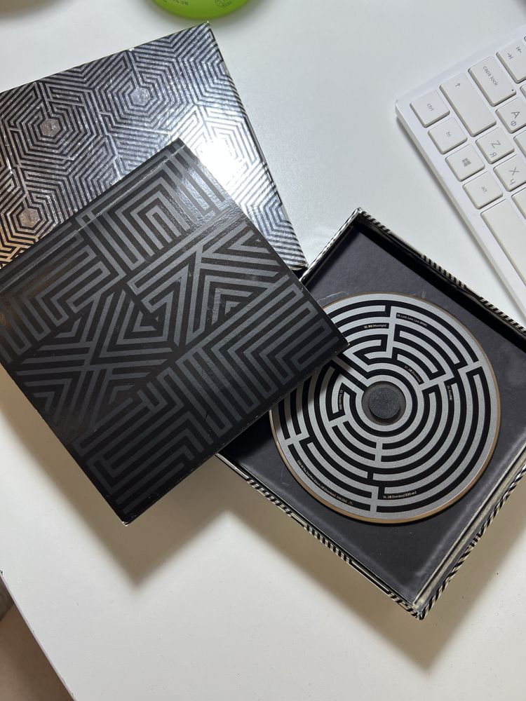 Продаю альбом EXO Mini Album
