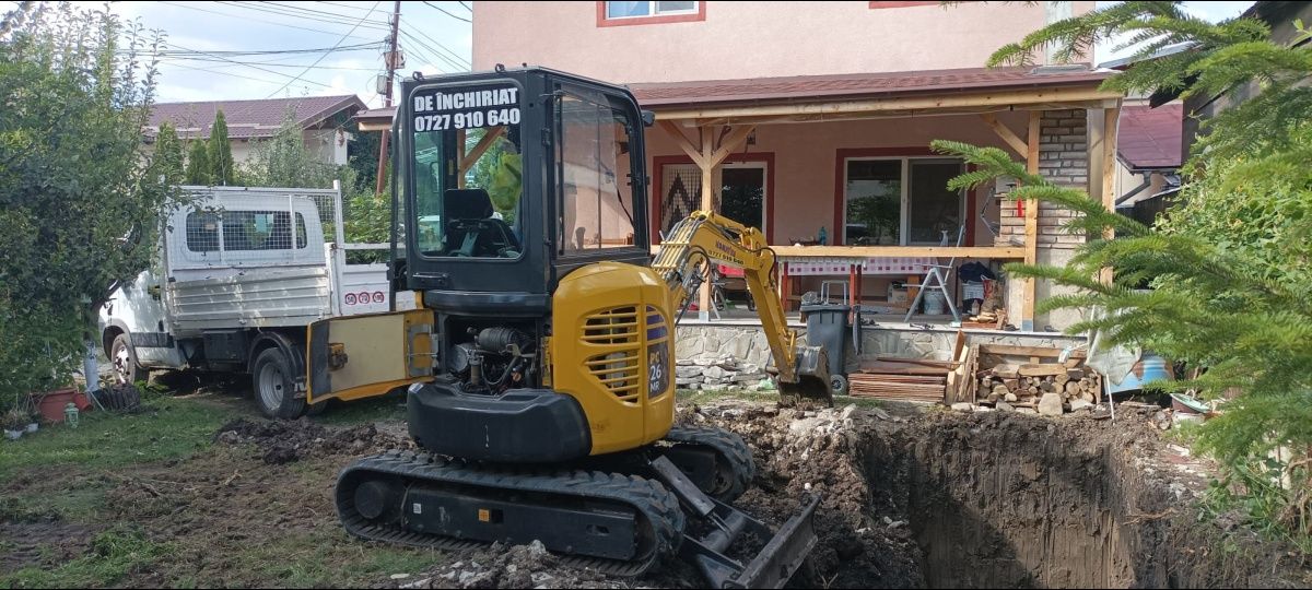 Miniexcavator cu operator de inchiriat