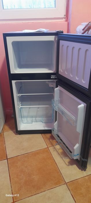 Frigidere de 72 litri.