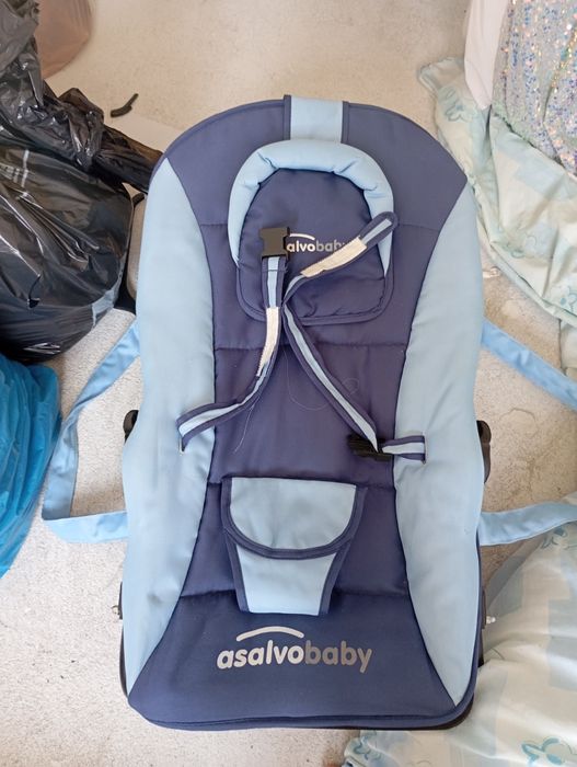 Balansoar bebe Vând sau schimb cu jucării mai mari