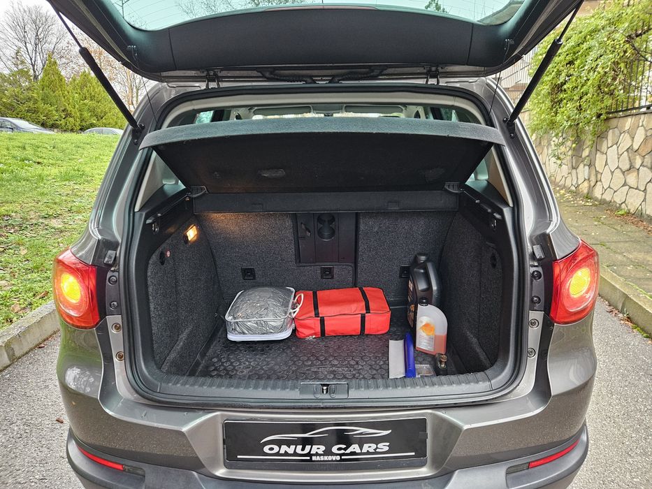 Volkswagen Tiguan 2.0 TDI 4-MOTION/Подгрев/Panorama/Navi/Топ състояние