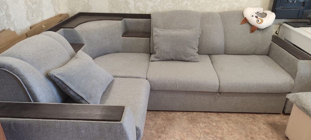 Продается раскладной диван 90*2.5м
