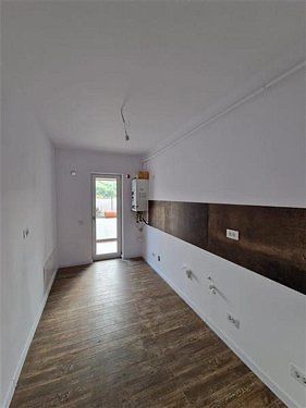 Apartament 3 camere, loc de parcare+boxa. PERSOANA FIZICA!!