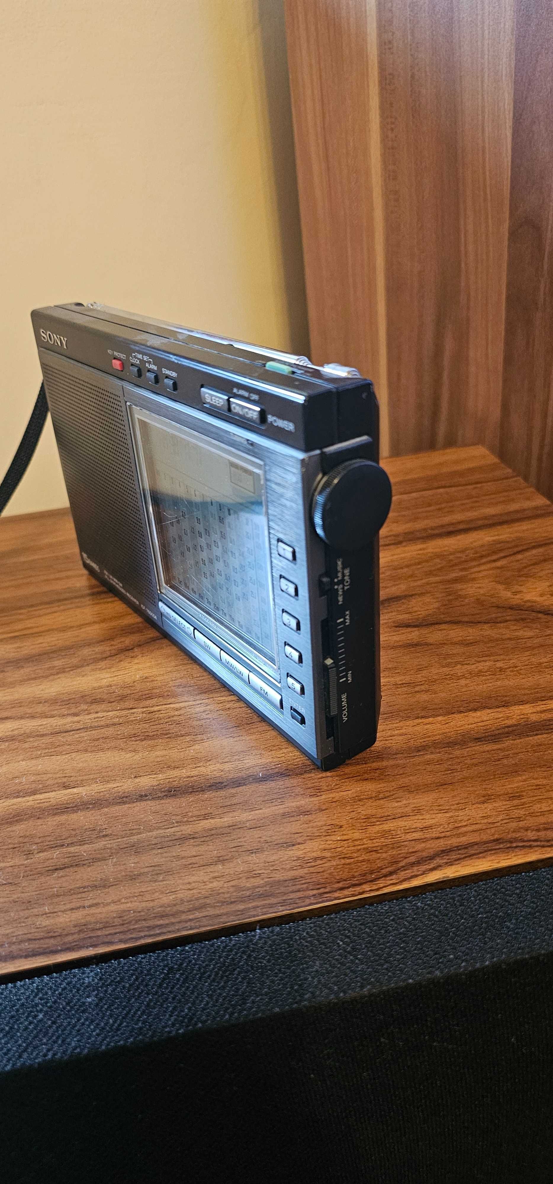 Radio Sony ICF7600DA