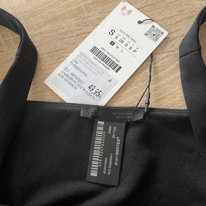 Дамски черен топ Zara