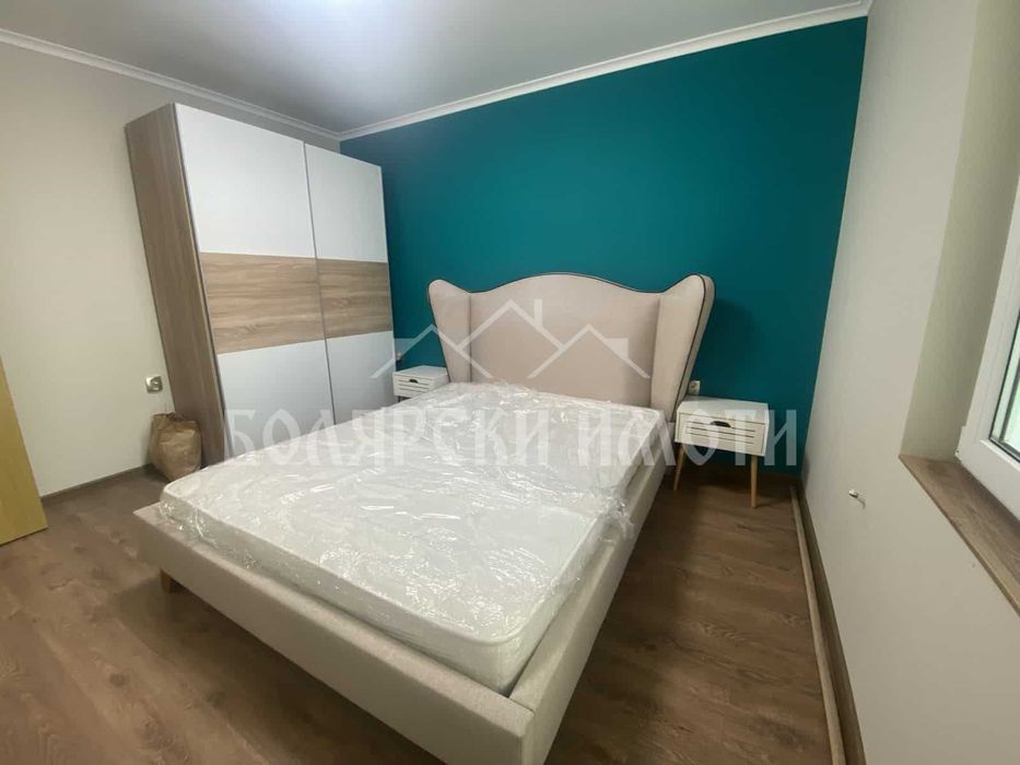 Продава се Тристаен апартамент в Велико Търново, Зона Б - 130 кв.м за 1616 €/кв.м - Снимка #3