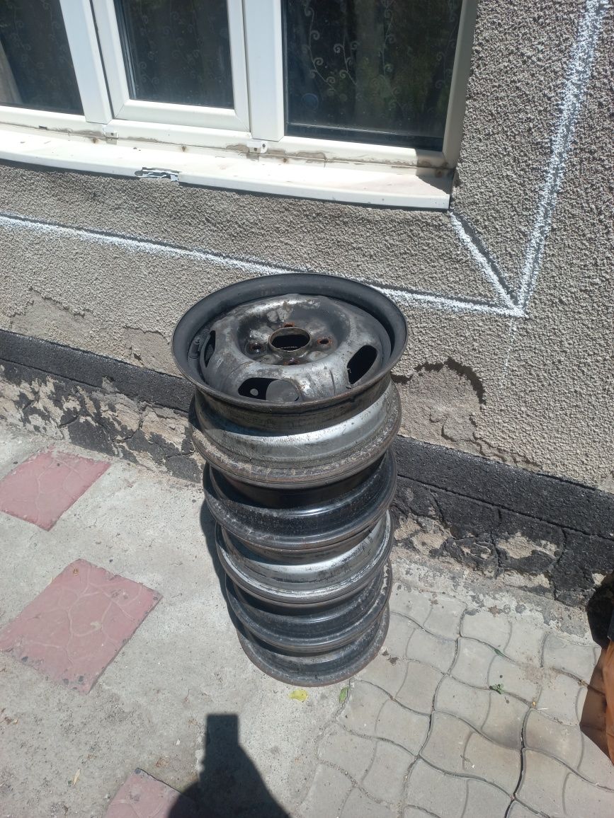 Диски.          .