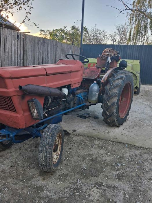 Vand tractoras urgent plus accesorii