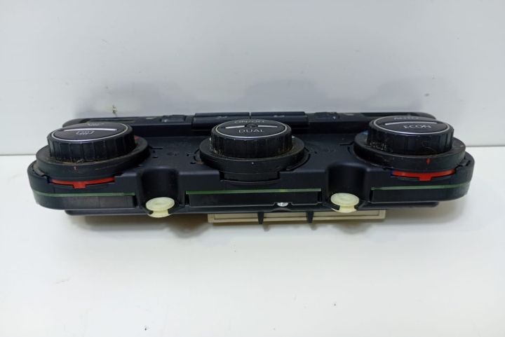 Panou climatronic Volkswagen VW Passat B6