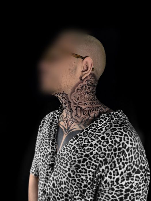 Татуировка художественная.