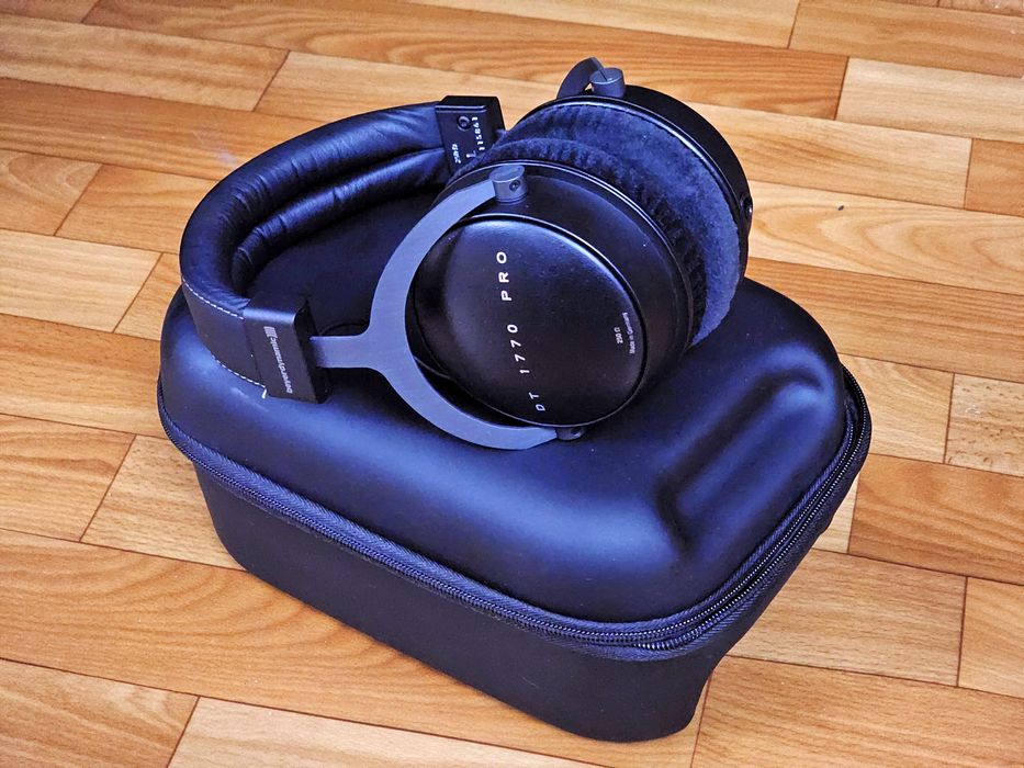Студийные наушники BEYERDYNAMIC DT 1770 PRO