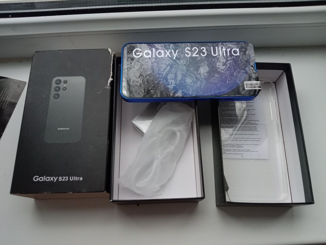 Продам смартфон Samsung galaxy s23 ultra новая в коробке