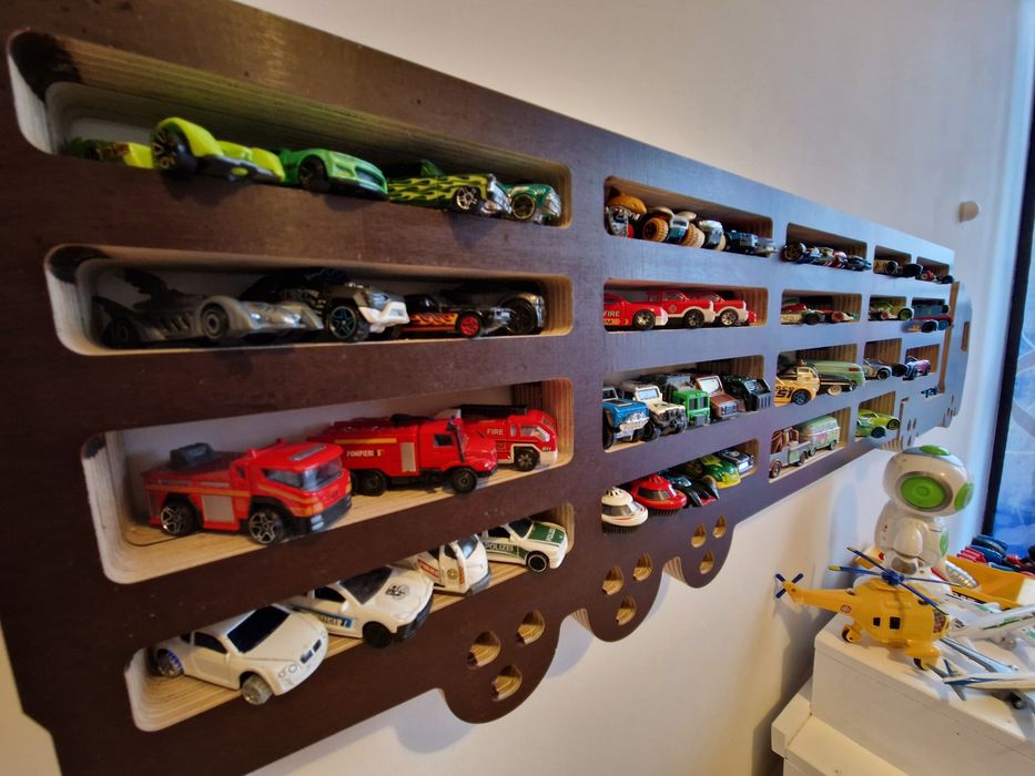 Tir organizator pentru masinute HotWheels