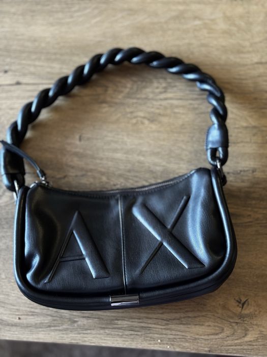 Чанти Armani e Steve Madden