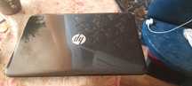 Лаптоп hp 15,6 inch със счупена панта и корпуса на монитора