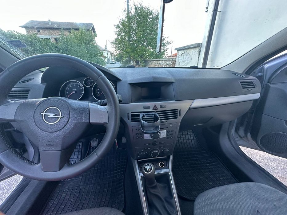 Opel Astra 1.4 GTS газова уредба
