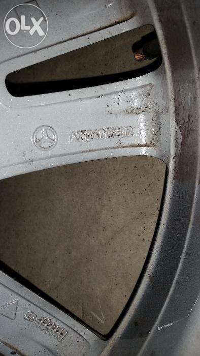 Jante Mercedes E Class Avantgarde W212 17 Zoll