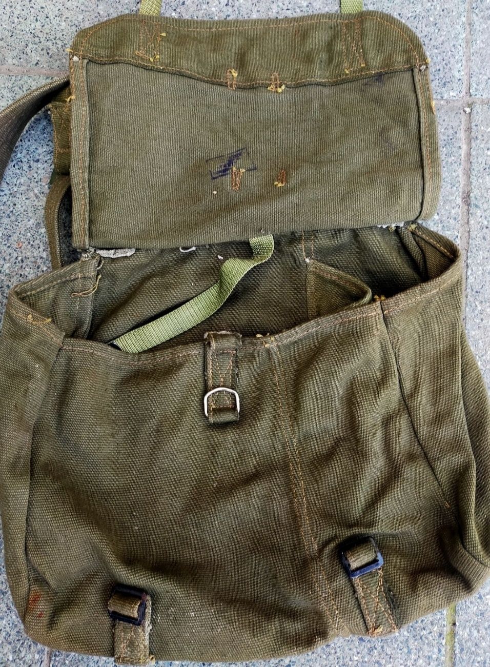 Sac de merinde tip militar