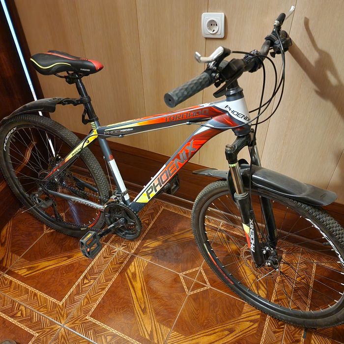 Продаю спортивный велосипед  PHOENIX