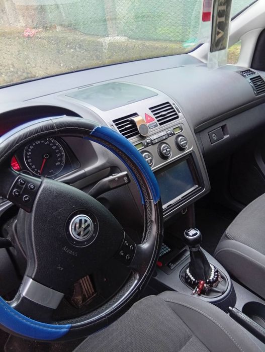 Продавам 7 местен туран