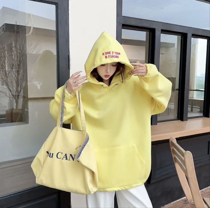 Стильная oversize толстовка