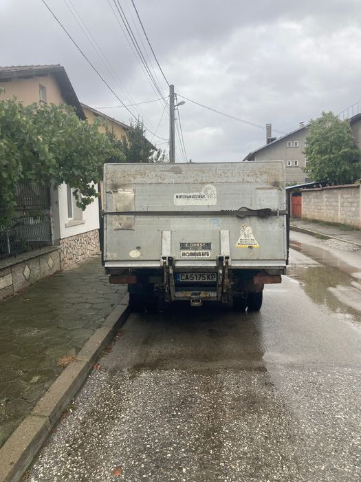 Продавам Мерцедес 409 с падащ борд плюс брезент. Цял или на части.