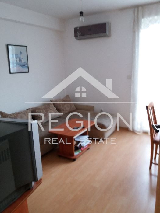 Дава се под наем Тристаен апартамент в Варна, Левски - 75 кв.м за 510 € - Снимка #3