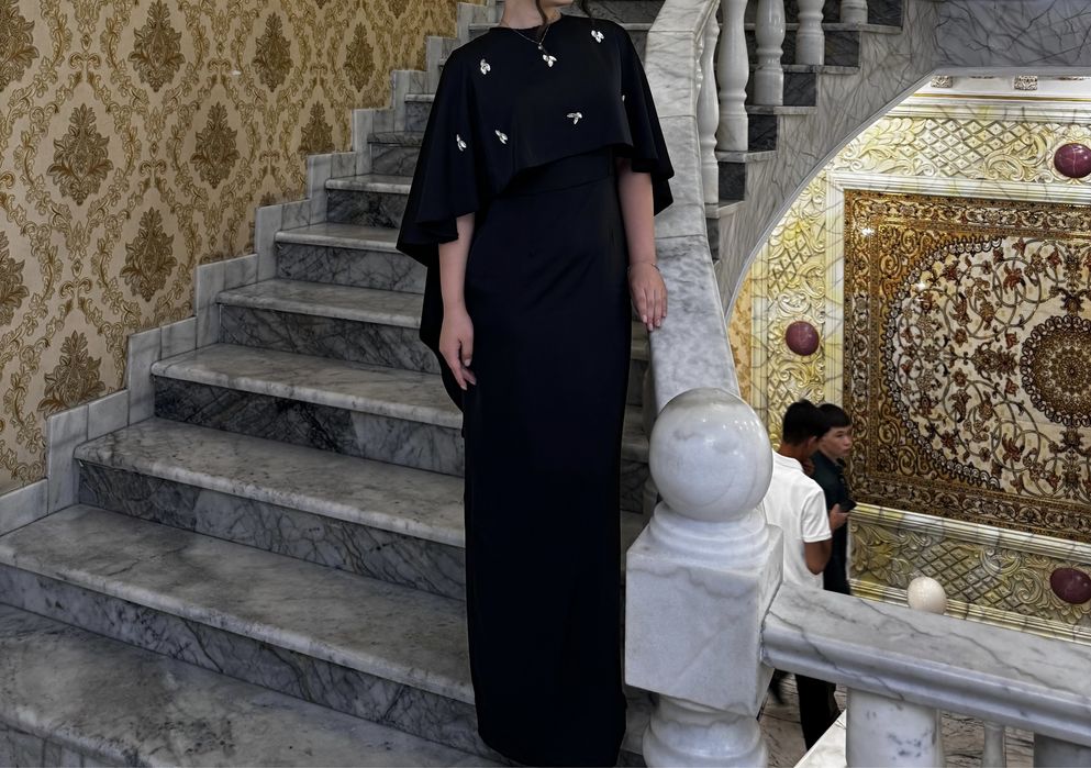 Черное Вечернее платье