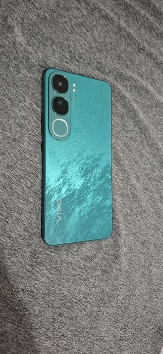 VIVO  V40  Lite.