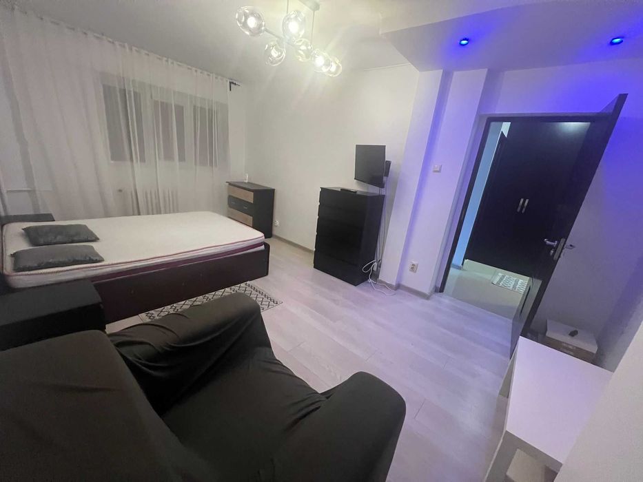 Inchiriez garsoniera Parter Zona  Malu Rosu