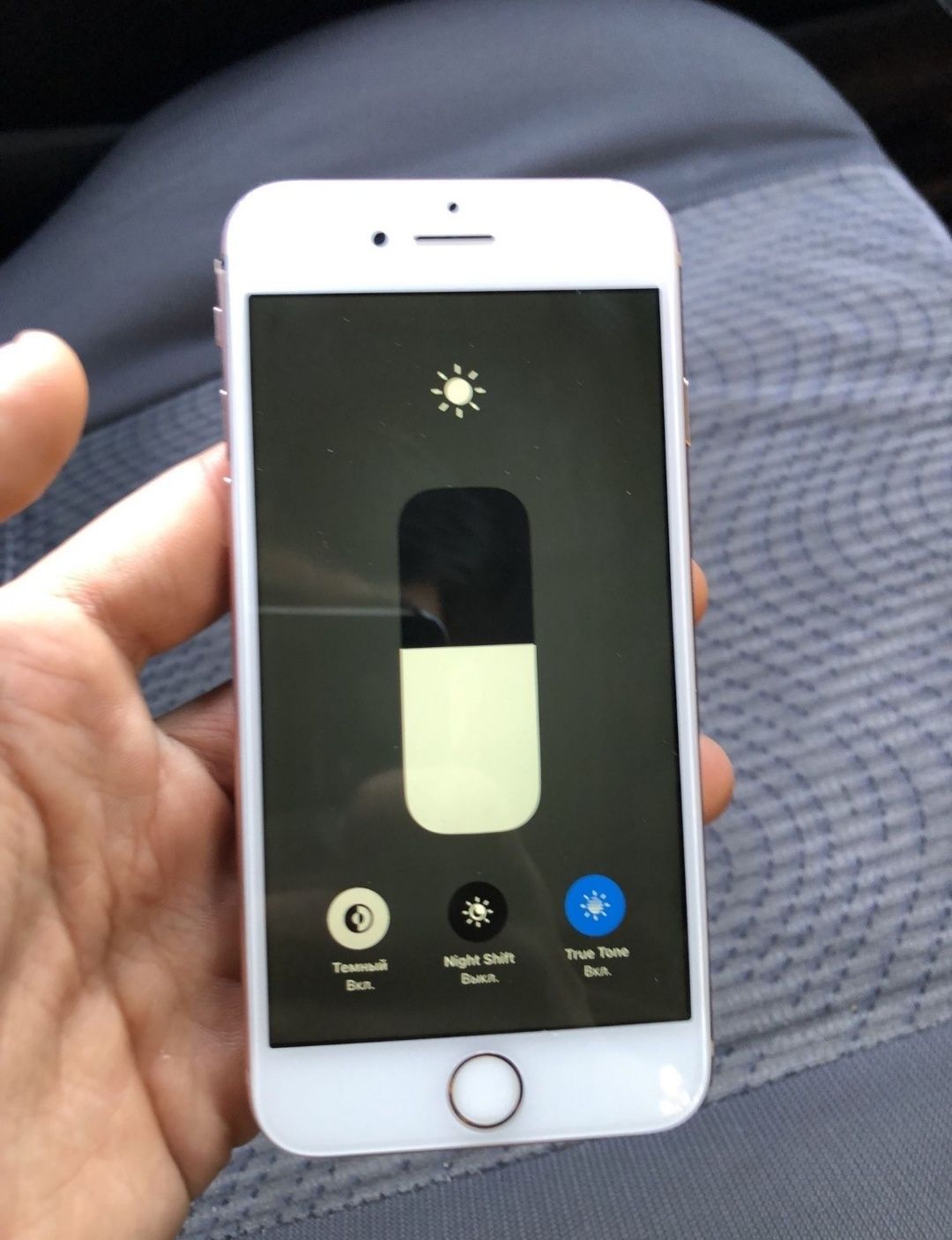 Iphone 8 hamma joyi ishlid. Abmen bor batareya useleni