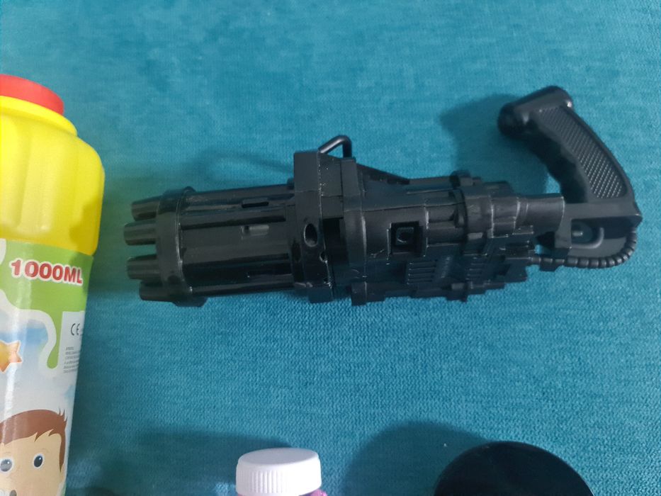 2 buc Lampa  led  trepied  set 2cutite și ascuțitori  2buc lampa.