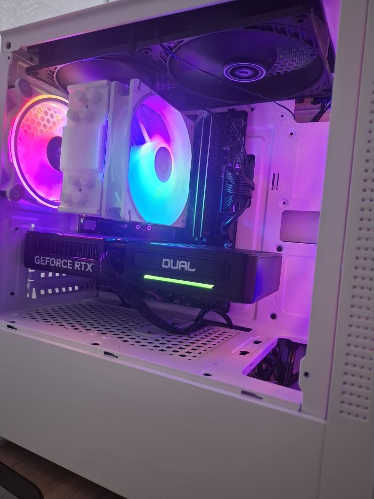 Почти новый i5 13400F RTX 5060 32GB