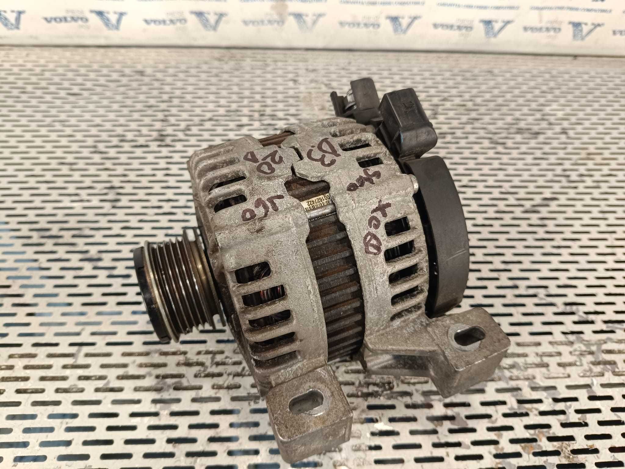 Alternator 2.4D5 E4 Volvo C30, S70, S40, V50, C70  30773111